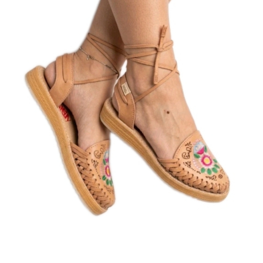 NEW Huaraches Mexican Leather Handmade Sandals Embroidery US Size 8 Camel